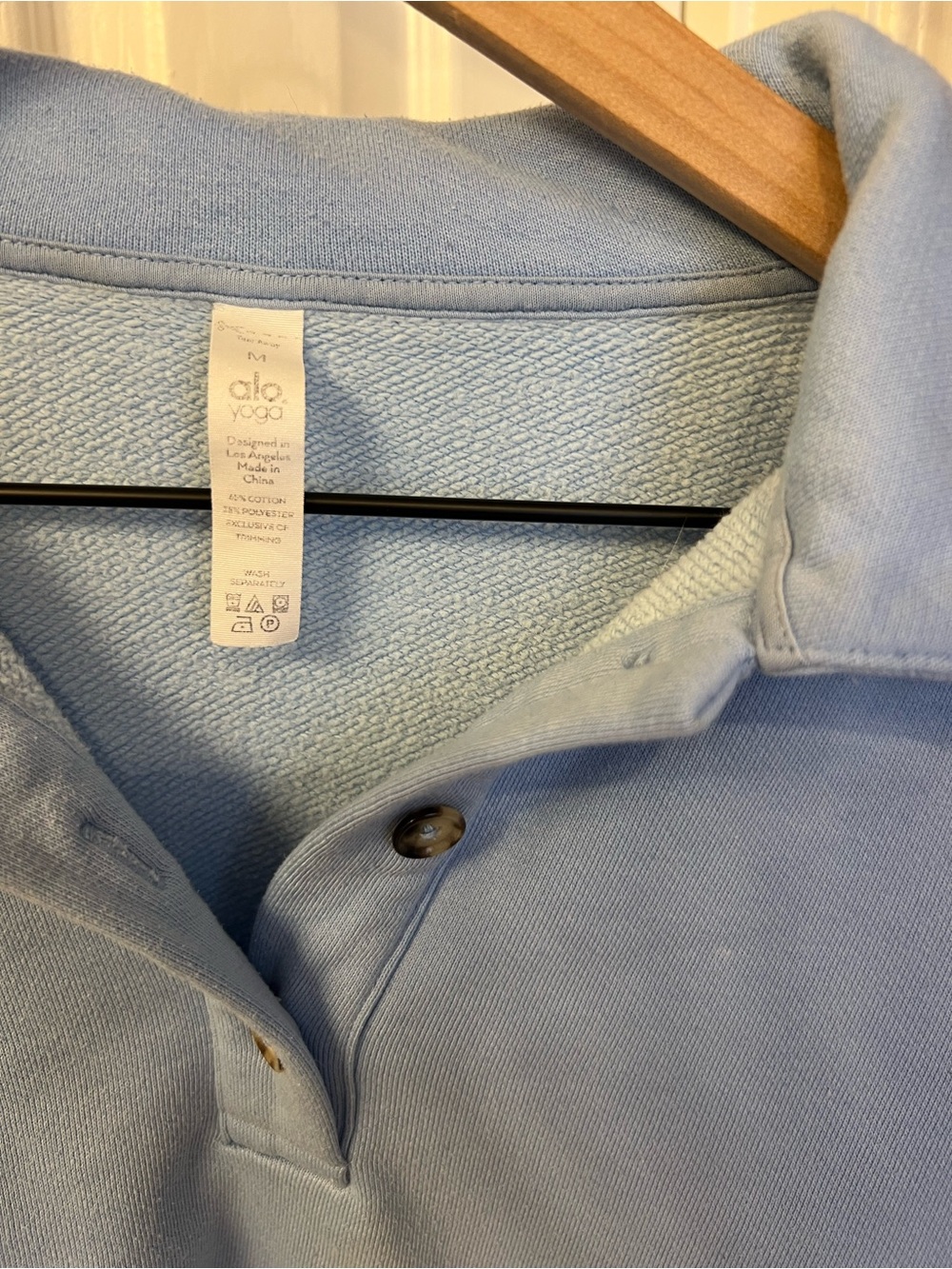ALO Yoga Light Blue Cropped Polo Sweatshirt - Picture 3 of 9